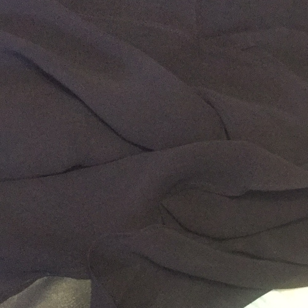 ❌DONATED❌Black Sleeveless Lined Mock Neck Chiffon Top - Picture 7 of 9
